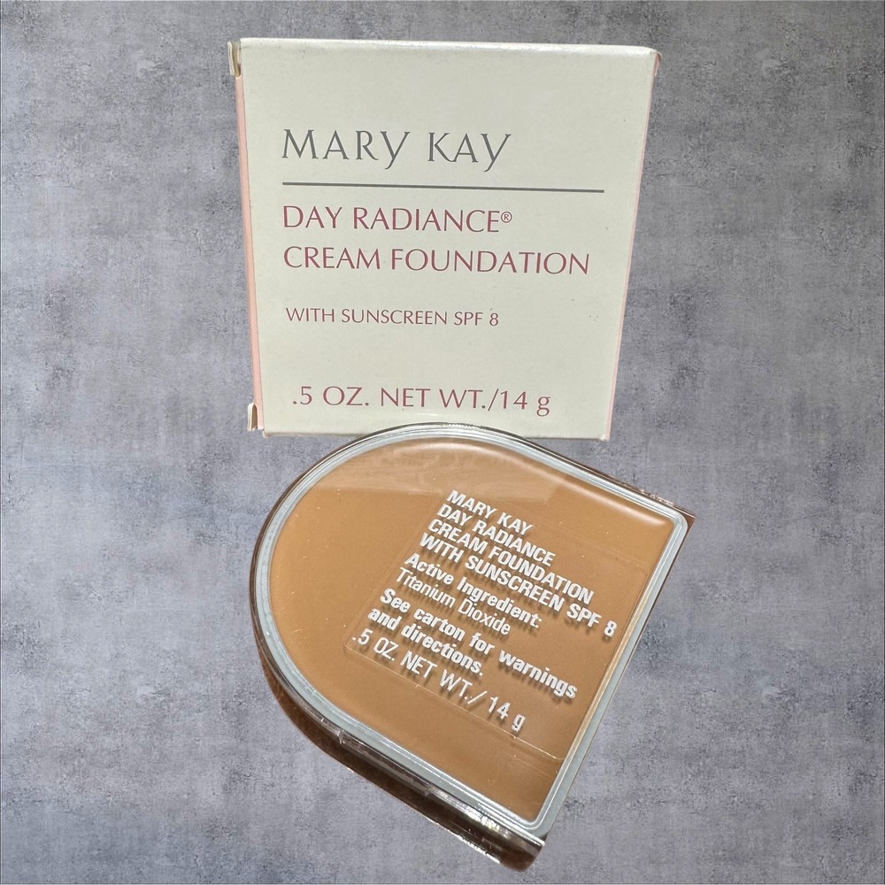 Mary Kay Day Radiance Cream Foundation Toasted Beige 6306 .5oz New SPF 8 6306